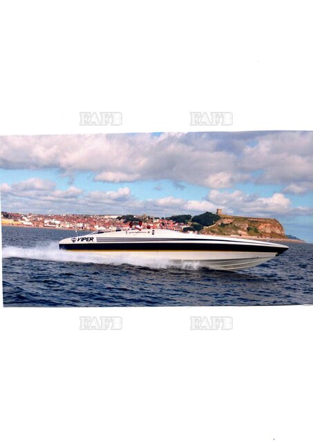 Commercial passenger speedboat - picture 1